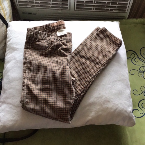 Zara, soft twill plaid pant/legging - Picture 2 of 4